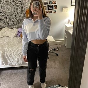 Trendy Hollister Cropped Long Sleeve